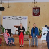 Zespół Debatuje 800 3917